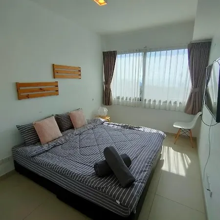 Unixx Seaview Apartment Pattaya Exterior photo