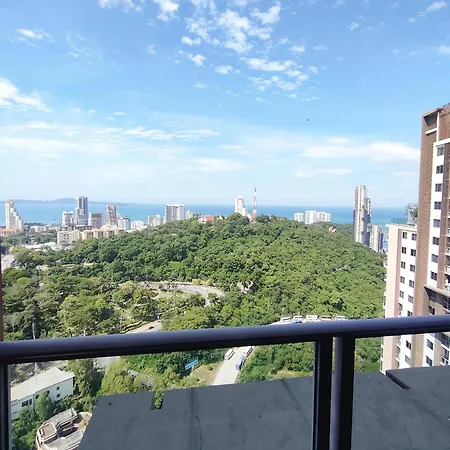 Unixx Seaview Apartment Pattaya Exterior photo